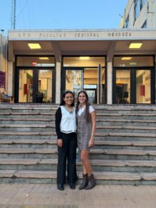 LA TESIS DE DOS ALUMNAS FUE SELECCIONADA EN EL PRIMER LUGAR DEL CONEIC 2026